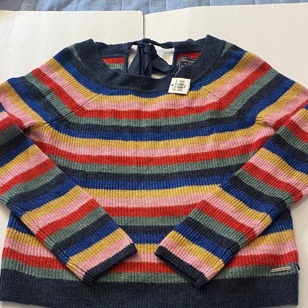 Cute NWT Abercrombie & Fitch Multicoloured Striped Sweater With Tie Back Closure